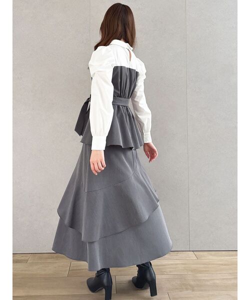 dazzlin(ダズリン)の「アシメフリルシャツレイヤードトレンチワンピース(ワンピース・レディース・ベージュ/チャコールグレー・MEDIUM/SMALL)」の15枚目の写真