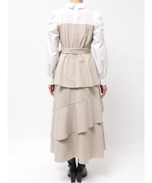 dazzlin(ダズリン)の「アシメフリルシャツレイヤードトレンチワンピース(ワンピース・レディース・ベージュ/チャコールグレー・MEDIUM/SMALL)」の21枚目の写真
