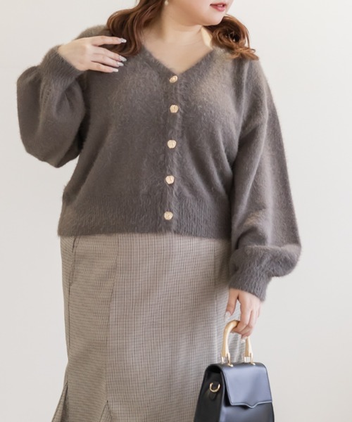 CLETTE(クレット)の「CLETTEオリジナルゴールドボタンシャギーニットカーディガン(カーディガン/ボレロ・レディース・モカ/チャコールグレー・4L/3L/LL)」の1枚目の写真