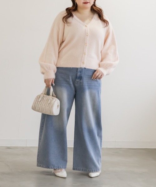 CLETTE(クレット)の「CLETTEオリジナルゴールドボタンシャギーニットカーディガン(カーディガン/ボレロ・レディース・モカ/チャコールグレー・4L/3L/LL)」の4枚目の写真