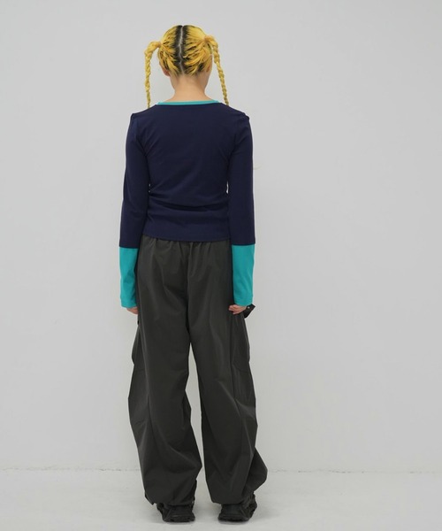 Enewd nina(エニュードニーナ)の「half button bicolor tops#3(Tシャツ/カットソー・レディース・ネイビー/グレー・FREE)」の17枚目の写真