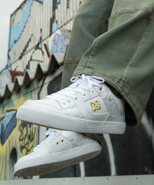 DC SHOES(ディーシーシューズ)の「DC SHOES メンズ PURE SE SN フットウェア スニーカー 【2026年春夏モデル】/DCローカットスニーカー(スニーカー・メンズ・ホワイト系その他/ホワイト×ゴールド・23cm/23.5cm/24cm/25cm/25.5cm/26cm/26.5cm/27cm/27.5cm/28cm/29cm/30cm)」の2枚目の写真