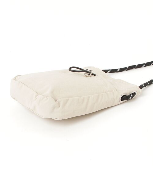 UNDERSTATEMENTs（アンダーステイトメント）の「【ユニセックス】ミニマムショルダーバッグ（ショルダーバッグ・メンズ・オフホワイト/ブラック/カーキ・FREE）」の22枚目の写真