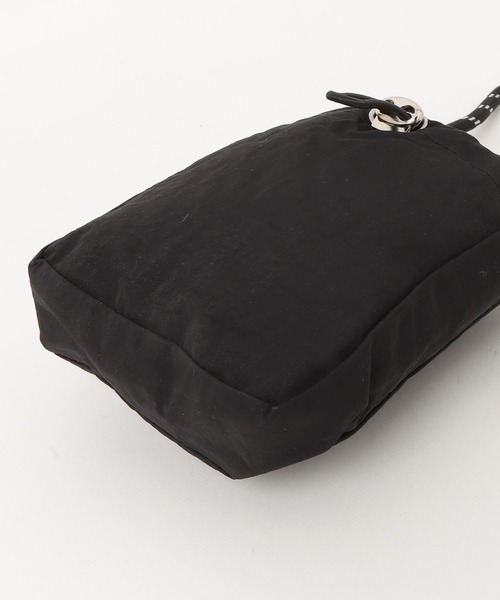 UNDERSTATEMENTs（アンダーステイトメント）の「【ユニセックス】ミニマムショルダーバッグ（ショルダーバッグ・メンズ・オフホワイト/ブラック/カーキ・FREE）」の13枚目の写真