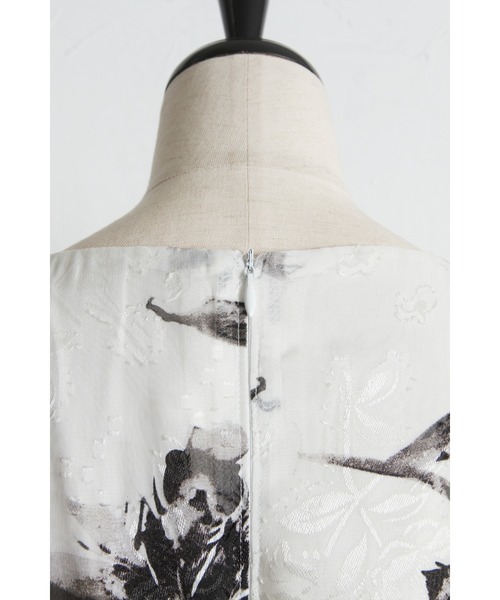 tocco closet（トッコ　クローゼット）の「【ZOZO限定】モノトーンシアーフラワーワンピース（ワンピース・レディース・ブラック/オフホワイト・M）」の7枚目の写真