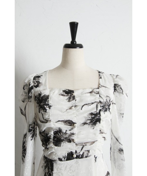 tocco closet（トッコ　クローゼット）の「【ZOZO限定】モノトーンシアーフラワーワンピース（ワンピース・レディース・ブラック/オフホワイト・M）」の8枚目の写真