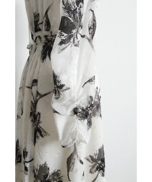 tocco closet（トッコ　クローゼット）の「【ZOZO限定】モノトーンシアーフラワーワンピース（ワンピース・レディース・ブラック/オフホワイト・M）」の12枚目の写真