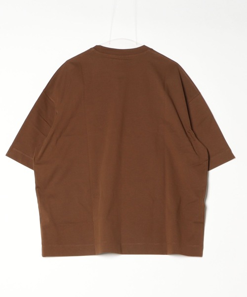 EMPORIO ARMANI(エンポリオアルマーニ)の「<オンライン限定>【エンポリオ アルマーニ】MOURNING DOVE リラックスフィット Tシャツ(Tシャツ/カットソー・メンズ・ネイビー/ブラウン・LARGE/MEDIUM/SMALL/X-SMALL/XX-LARGE/X-LARGE)」の4枚目の写真