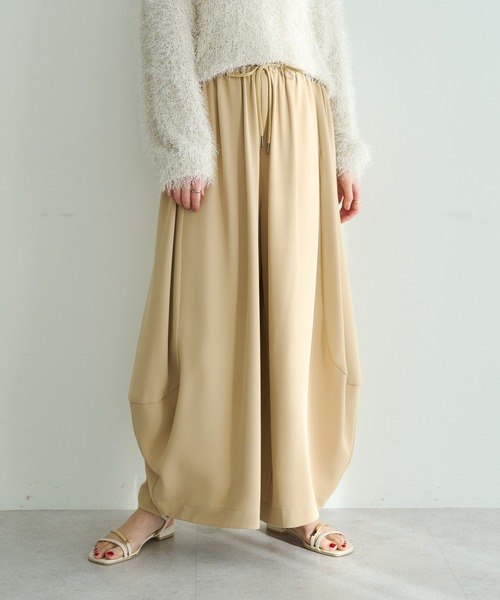 Editt by YECCA VECCA(エディットバイイェッカヴェッカ)の「コクーンドレープワイドパンツ(その他パンツ・レディース・ベージュ/ブラック/ライトベージュ・FREE)」の3枚目の写真