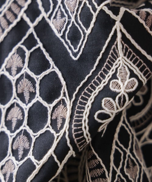 Bou Jeloud（ブージュルード）の「エンブロイダリーフレアスカート（スカート・レディース・A/B・FREE）」の5枚目の写真