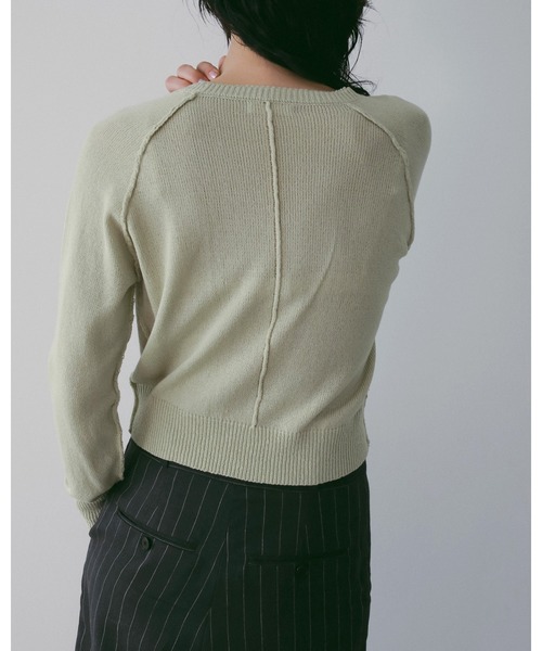 anuke(アンヌーク)の「Raglan Crewneck Knit(ニット/セーター・レディース・ブラウン/ライトグリーン/ナチュラル・FREE)」の11枚目の写真