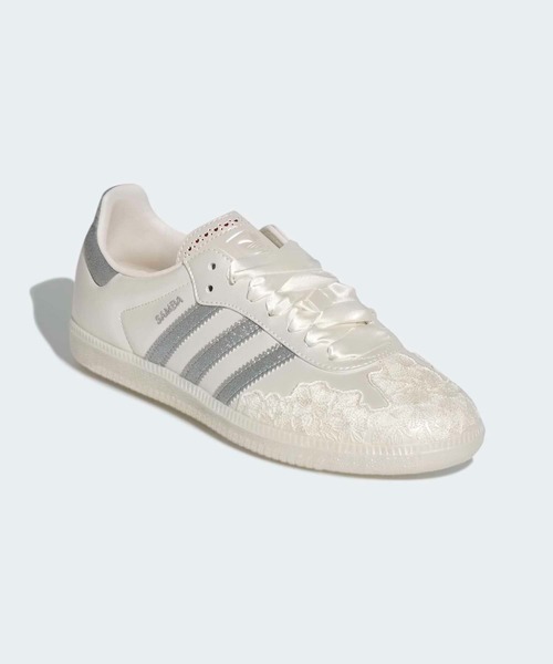 adidas(アディダス)の「サンバ OG / Samba OG / アディダスオリジナルス adidas Originals(スニーカー・レディース・ホワイト・27.5cm/27.0cm/26.5cm/26.0cm/25.5cm/25.0cm/24.5cm/24.0cm/23.5cm/23.0cm/22.5cm/22.0cm)」の4枚目の写真