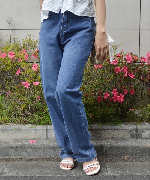 ＆soiree（アンドソワレ）の「ストレートデニムパンツ（デニムパンツ・レディース・ブルー・FREE）」の6枚目の写真