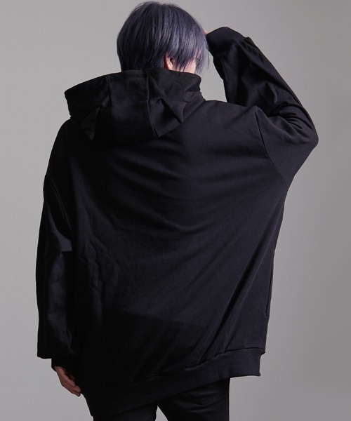 CIVARIZE（シヴァーライズ）の「『CIVARIZE/シヴァーライズ』猫プリントプルオーバーパーカー（パーカー・メンズ・ホワイト/ブラック・FREE）」の4枚目の写真