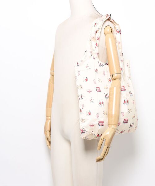 Cath Kidston(キャスキッドソン)の「フォルダウェイ ショッパー Queenies London(エコバッグ/サブバッグ・レディース・クリーム・FREE)」の9枚目の写真