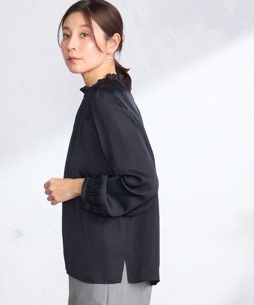 GALLORIA（ギャローリア）の「【セットアップで着られる】フリルブラウス（シャツ/ブラウス・レディース・スモークピンク/ネイビー・M/LL/L/S）」の3枚目の写真