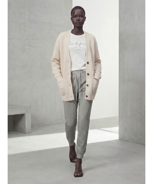 ACUD(アクド)の「Suri Alpaca Heavy Cardigan _Cream(ニット/セーター・レディース・Cream・FREE)」の4枚目の写真