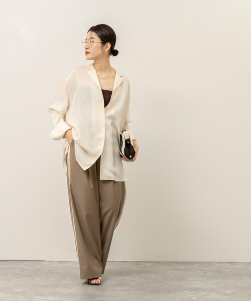 MAQWEL(マクウェル)の「《セットアップ対応》【MAQWEL/マクウェル】ウォッシャブルサテンシャツ(シャツ/ブラウス・レディース・ダークブラウン/ブラック/オフホワイト・FREE)」の14枚目の写真