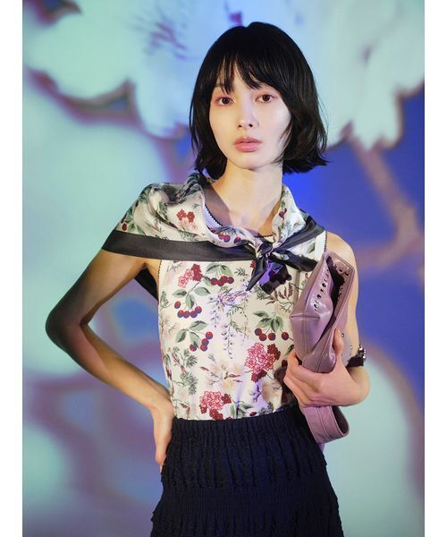 LILY BROWN（リリーブラウン）の「【LILY BROWN×KEITA MARUYAMA】ボタニカルチェリーロゴタンク（タンクトップ・レディース・ネイビー/ホワイト/ブルー・F）」の13枚目の写真