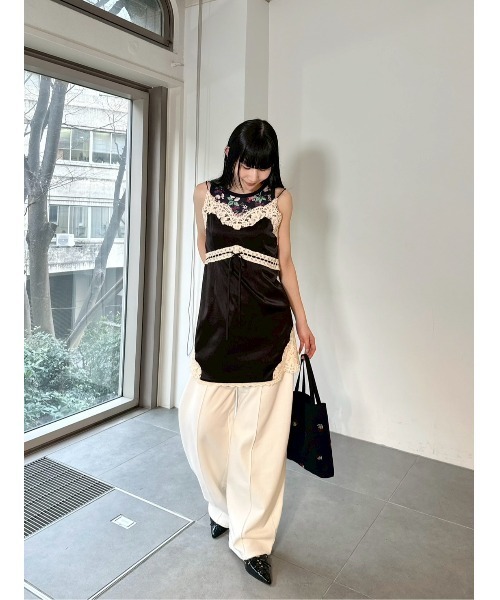 LILY BROWN（リリーブラウン）の「【LILY BROWN×KEITA MARUYAMA】ボタニカルチェリーロゴタンク（タンクトップ・レディース・ネイビー/ホワイト/ブルー・F）」の11枚目の写真