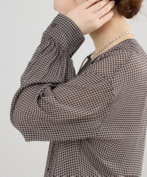 IENA(イエナ)の「チェックスキッパーフレアワンピース(ワンピース・レディース・ブラック系その他・36/38)」の8枚目の写真