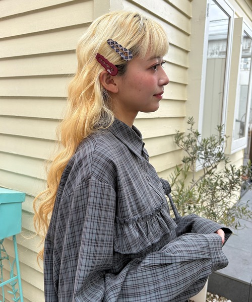 kutir(クティール)の「kutirlune/2セットヴィンテージライクヘアピン(ヘアピン・レディース・ダークブラウン/ボルドー/ピンク・FREE)」の5枚目の写真