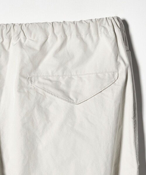 BEAUTY&YOUTH UNITED ARROWS(ビューティーアンドユースユナイテッドアローズ)の「シェード ナイロン オーバーパンツ NO.11(その他パンツ・メンズ・オフホワイト/ブラック・S/XL/M/L)」の12枚目の写真