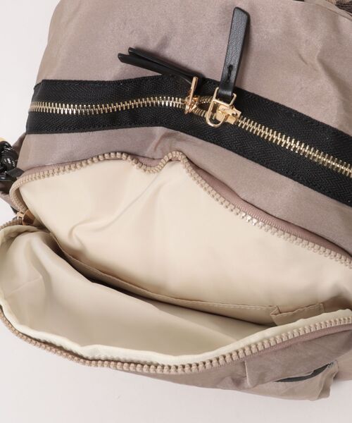 LANVIN en Bleu（ランバンオンブルー）の「トゥリズム バックパック（バックパック/リュック・レディース・ベージュ/ブラック・FREE）」の8枚目の写真