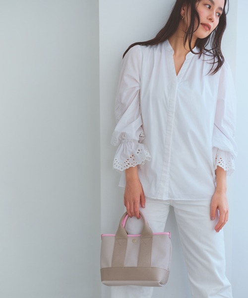 Breath TOPKAPI(ブレストプカピ)の「【Breath TOPKAPI】【26SS新色】SCOTCH GRAIN スコッチグレイン ネオレザー ミニ トートバッグ SS(ショルダー付き)(トートバッグ・レディース・グレー/ベージュ系その他2・FREE)」の4枚目の写真