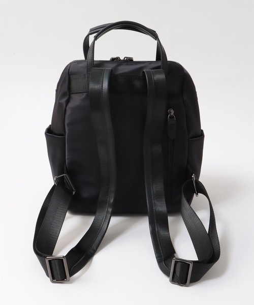 Three Four Time（ｽﾘｰﾌｫｰﾀｲﾑ）の「トリムレザースタッズ持ち手リュック（バックパック/リュック・レディース・ブラック・FREE）」の3枚目の写真