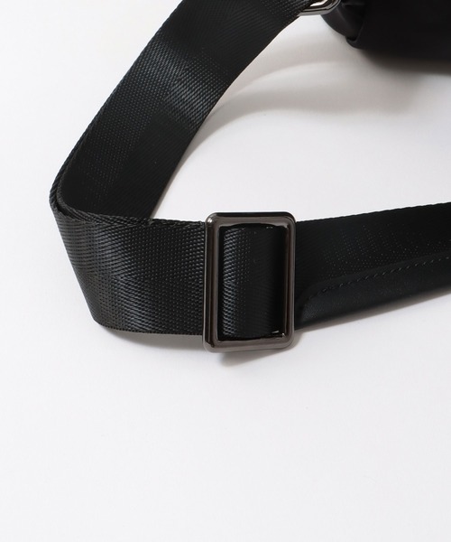 Three Four Time（ｽﾘｰﾌｫｰﾀｲﾑ）の「トリムレザースタッズ持ち手リュック（バックパック/リュック・レディース・ブラック・FREE）」の7枚目の写真