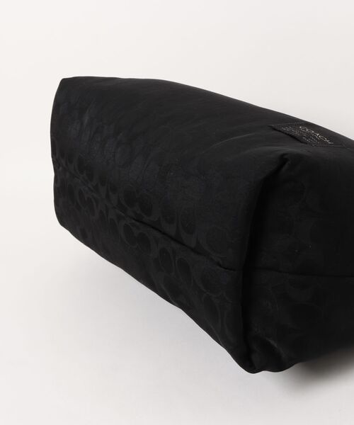 COACH(コーチ)の「レオ クロスボディ・シグネチャー ナイロン(ショルダーバッグ・メンズ・ブラック系その他・ONE)」の5枚目の写真