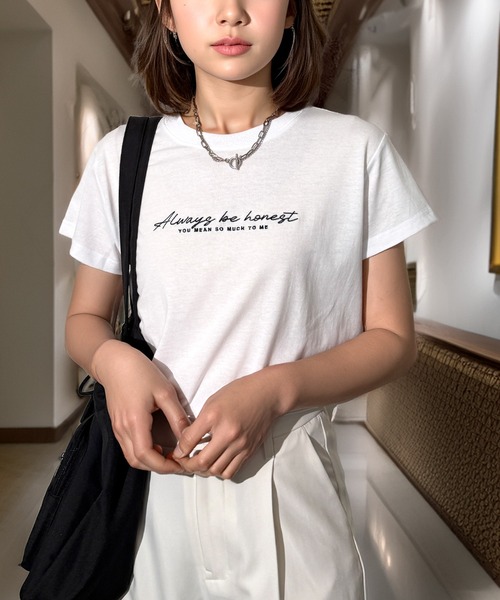 Candlestick(キャンドルスティック)の「レタリング ロゴ刺繍 コンパクトTシャツ(Tシャツ/カットソー・レディース・バーガンディー/ホワイト/ブラック/スミクロ・FREE)」の9枚目の写真