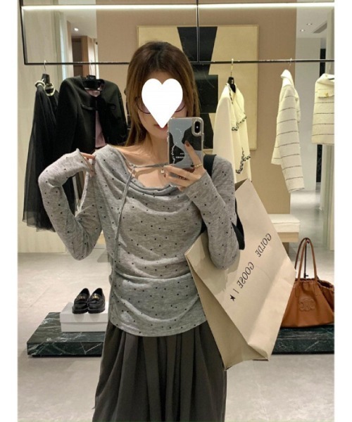 Ritzy(リッツィー)の「ドット柄 ドレープネックカットソー(Tシャツ/カットソー・レディース・グレー/ベージュ・M/L)」の19枚目の写真