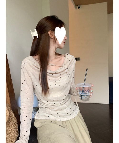 Ritzy(リッツィー)の「ドット柄 ドレープネックカットソー(Tシャツ/カットソー・レディース・グレー/ベージュ・M/L)」の16枚目の写真