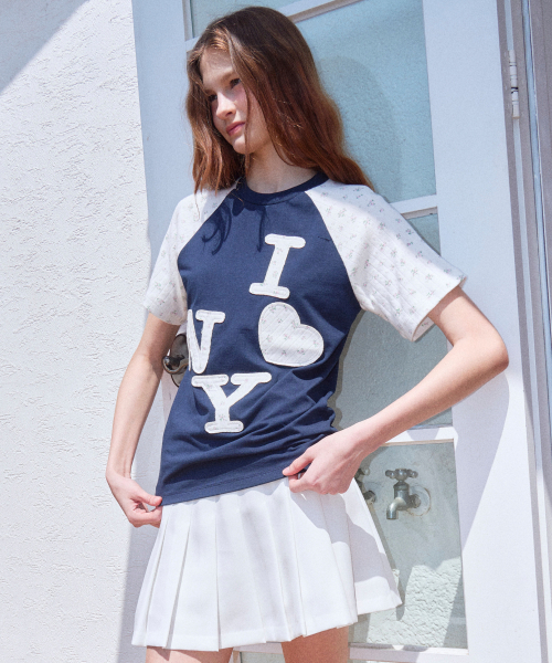 ROGIN N ROSIE(ロギンエンロージー)の「NY Flower Point Ragian T-Shirt White(Tシャツ/カットソー・レディース・その他・SMALL/MEDIUM)」の2枚目の写真