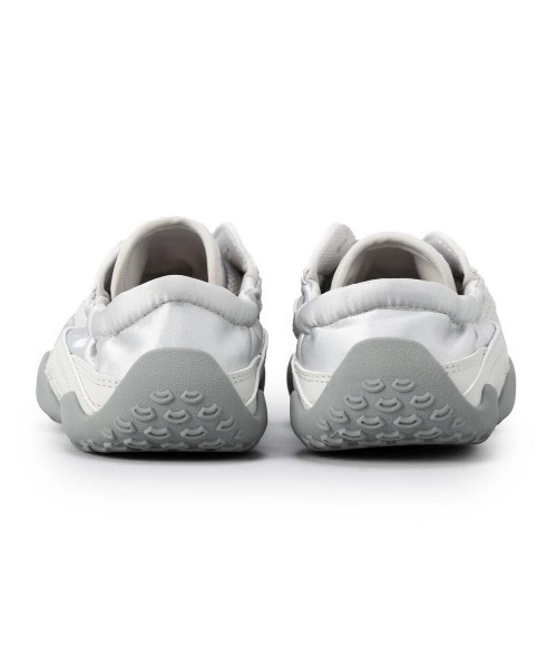 FILA（フィラ）の「FILA FILA GLIO（フィラ フィラ グリオ）（スニーカー・レディース・ベージュ系/ピンク系/シルバー系・23cm/23.5cm/24cm/24.5cm/25cm）」の5枚目の写真