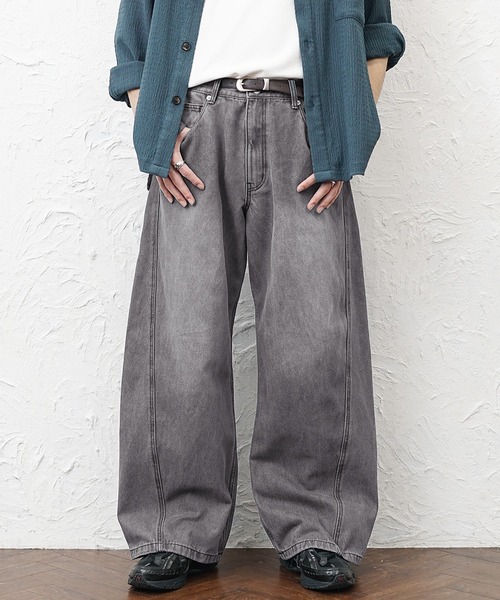 MinoriTY(マイノリティ)の「【MinoriTY】立体裁断ワイドバギーカーブデニムパンツ メンズ 春服 夏服(デニムパンツ・メンズ・ブラック/グレー/ブラウン/ブルー・LL/L/M)」の11枚目の写真