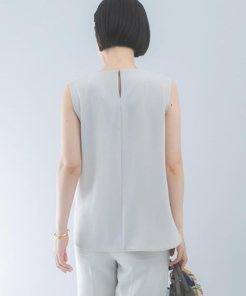 URBAN RESEARCH ROSSO WOMEN（アーバンリサーチ　ロッソ）の「クールタッチ 防シワドレープブラウス（シャツ/ブラウス・レディース・ミント/ブルー系その他/グレー系その他・FREE）」の8枚目の写真