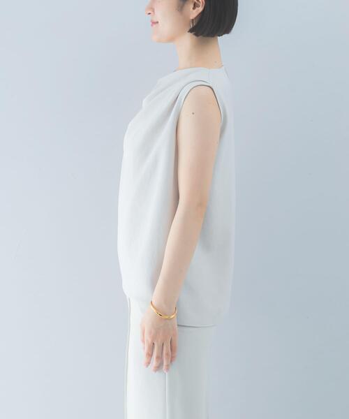 URBAN RESEARCH ROSSO WOMEN（アーバンリサーチ　ロッソ）の「クールタッチ 防シワドレープブラウス（シャツ/ブラウス・レディース・ミント/ブルー系その他/グレー系その他・FREE）」の11枚目の写真