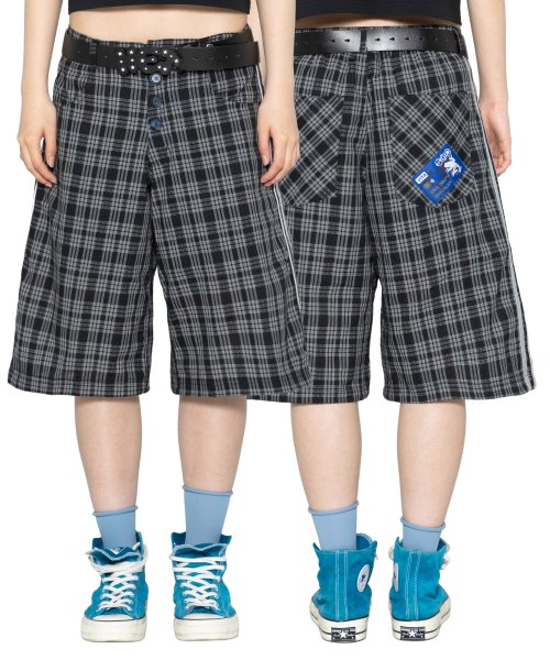 GLACK(グラック)の「GZP003 トラックラインチェックバミューダパンツ (ブラック)(その他パンツ・レディース・その他・LARGE/MEDIUM/SMALL)」の1枚目の写真