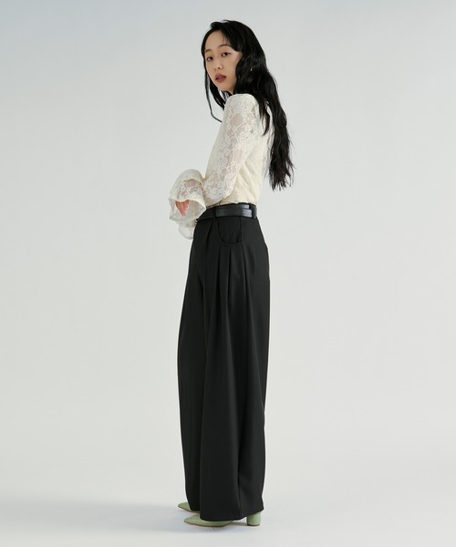 Ezick（エジック）の「Tuck balloon pants belt set / タックバルーンパンツ【ベルト付】（スラックス・レディース・チャコール/ブラック・FREE）」の9枚目の写真