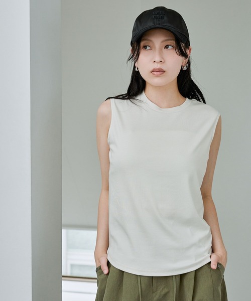 JEANASIS(ジーナシス)の「スムースカットBASIC NS/884420(Tシャツ/カットソー・レディース・ライトブルー/ブラック/グレイッシュベージュ・FREE)」の1枚目の写真