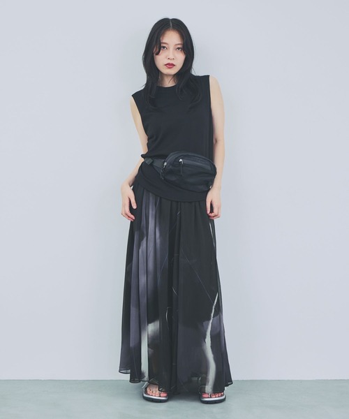 JEANASIS（ジーナシス）の「スムースカットBASIC NS/884420（Tシャツ/カットソー・レディース・ライトブルー/ブラック/グレイッシュベージュ・FREE）」の14枚目の写真