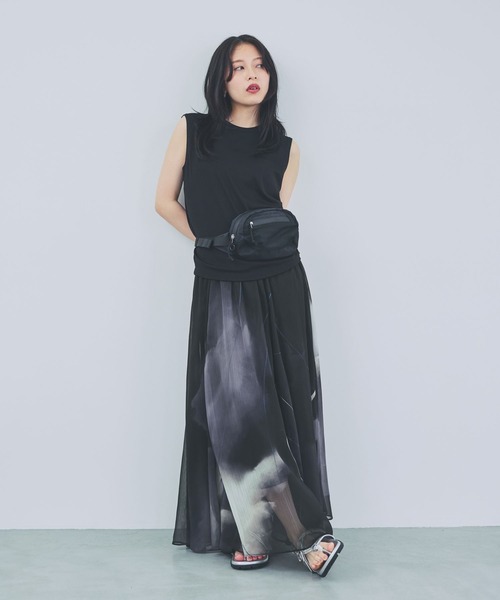 JEANASIS（ジーナシス）の「スムースカットBASIC NS/884420（Tシャツ/カットソー・レディース・ライトブルー/ブラック/グレイッシュベージュ・FREE）」の16枚目の写真