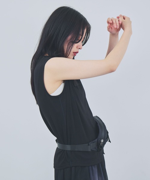 JEANASIS（ジーナシス）の「スムースカットBASIC NS/884420（Tシャツ/カットソー・レディース・ライトブルー/ブラック/グレイッシュベージュ・FREE）」の17枚目の写真