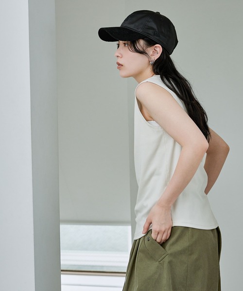 JEANASIS（ジーナシス）の「スムースカットBASIC NS/884420（Tシャツ/カットソー・レディース・ライトブルー/ブラック/グレイッシュベージュ・FREE）」の21枚目の写真