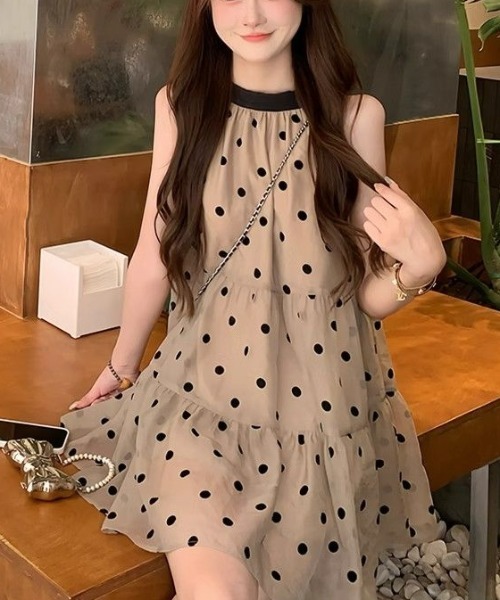 CHUL(チュル)の「ドットチュールティアードミニワンピース(ワンピース・レディース・ベージュ・X-LARGE/LARGE/MEDIUM/SMALL)」の1枚目の写真