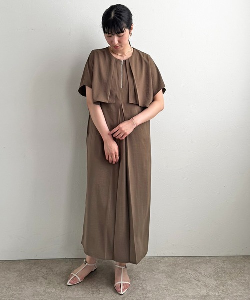 LHELBIE(レルビエ)の「ハーフジップケープワンピ(サロペット/オーバーオール・レディース・ブラック/ネイビー/ブラウン・M)」の20枚目の写真