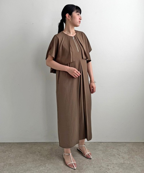 LHELBIE(レルビエ)の「ハーフジップケープワンピ(サロペット/オーバーオール・レディース・ブラック/ネイビー/ブラウン・M)」の18枚目の写真